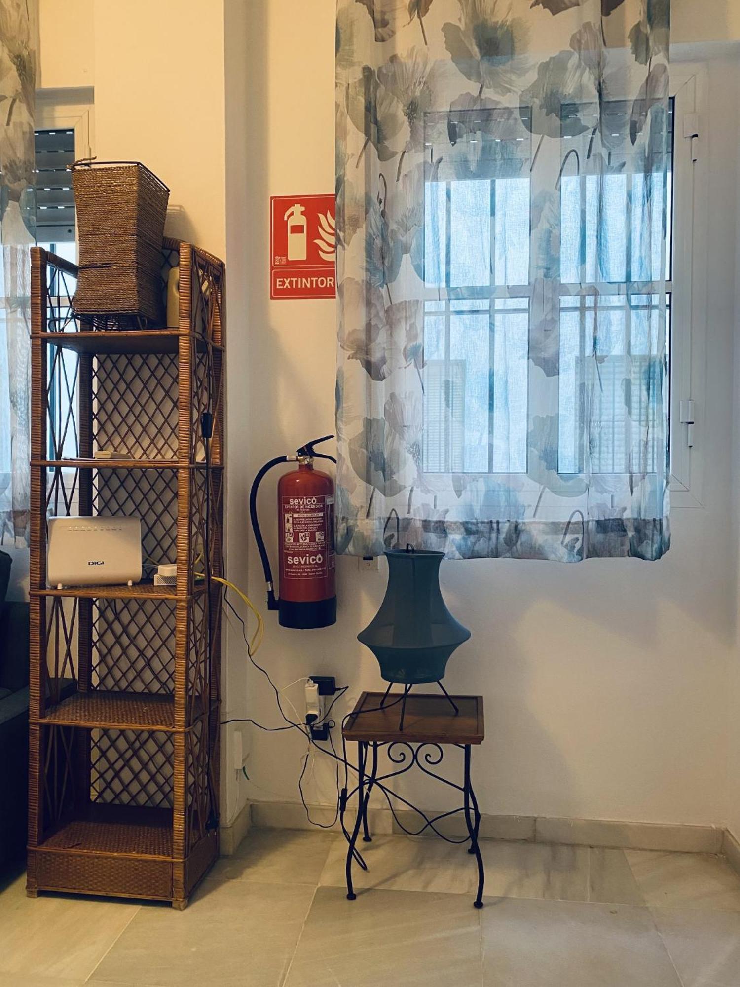 Luminoso Y Amplio Apartamento En El Centro Historico De Sevilla ภายนอก รูปภาพ